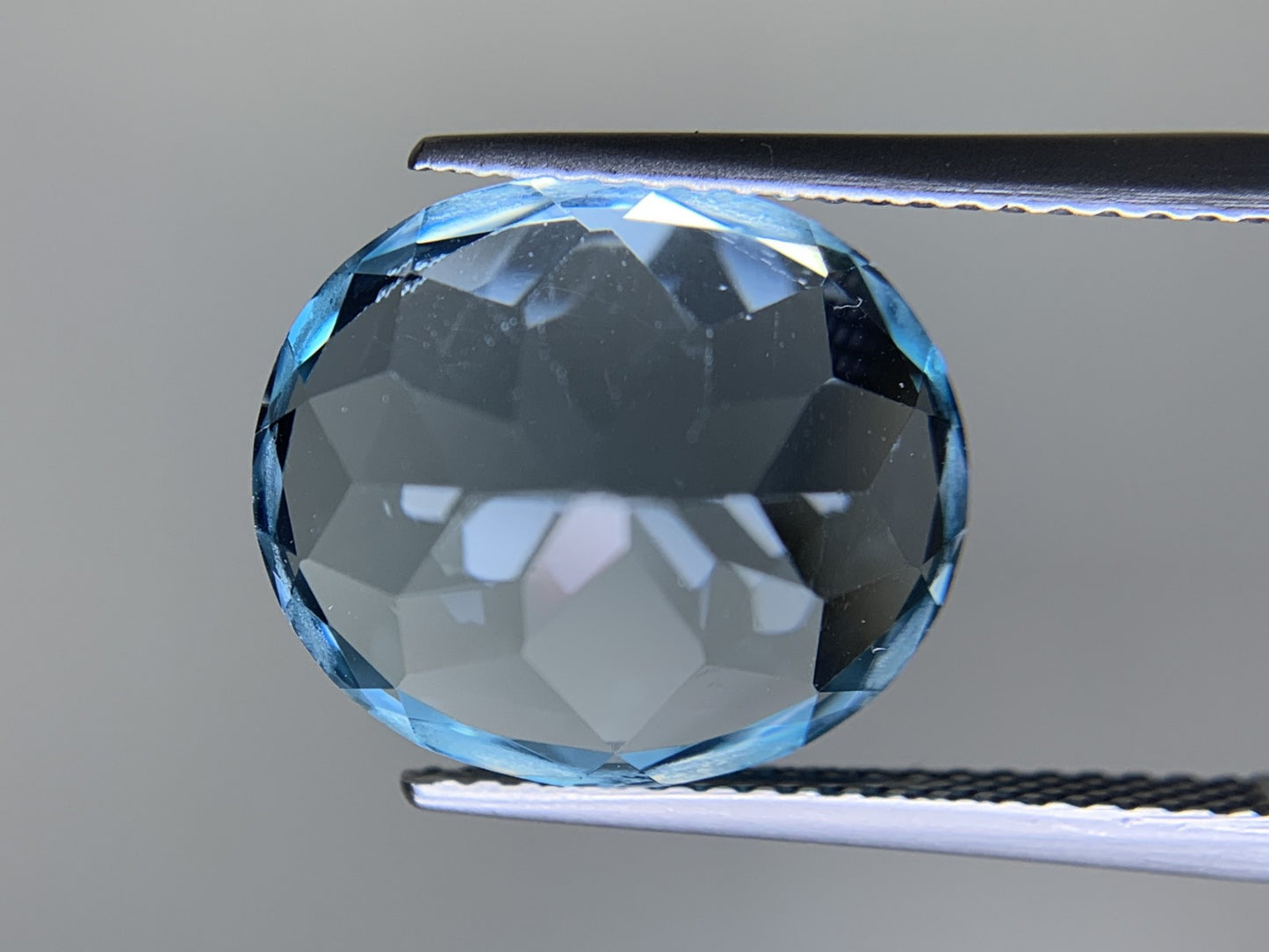 ブルートパーズ 天然 10.342ct 宝石ソーティング付き 14.0㎜×12.0㎜×8.4㎜ ルース（ 裸石 ） 6674Y