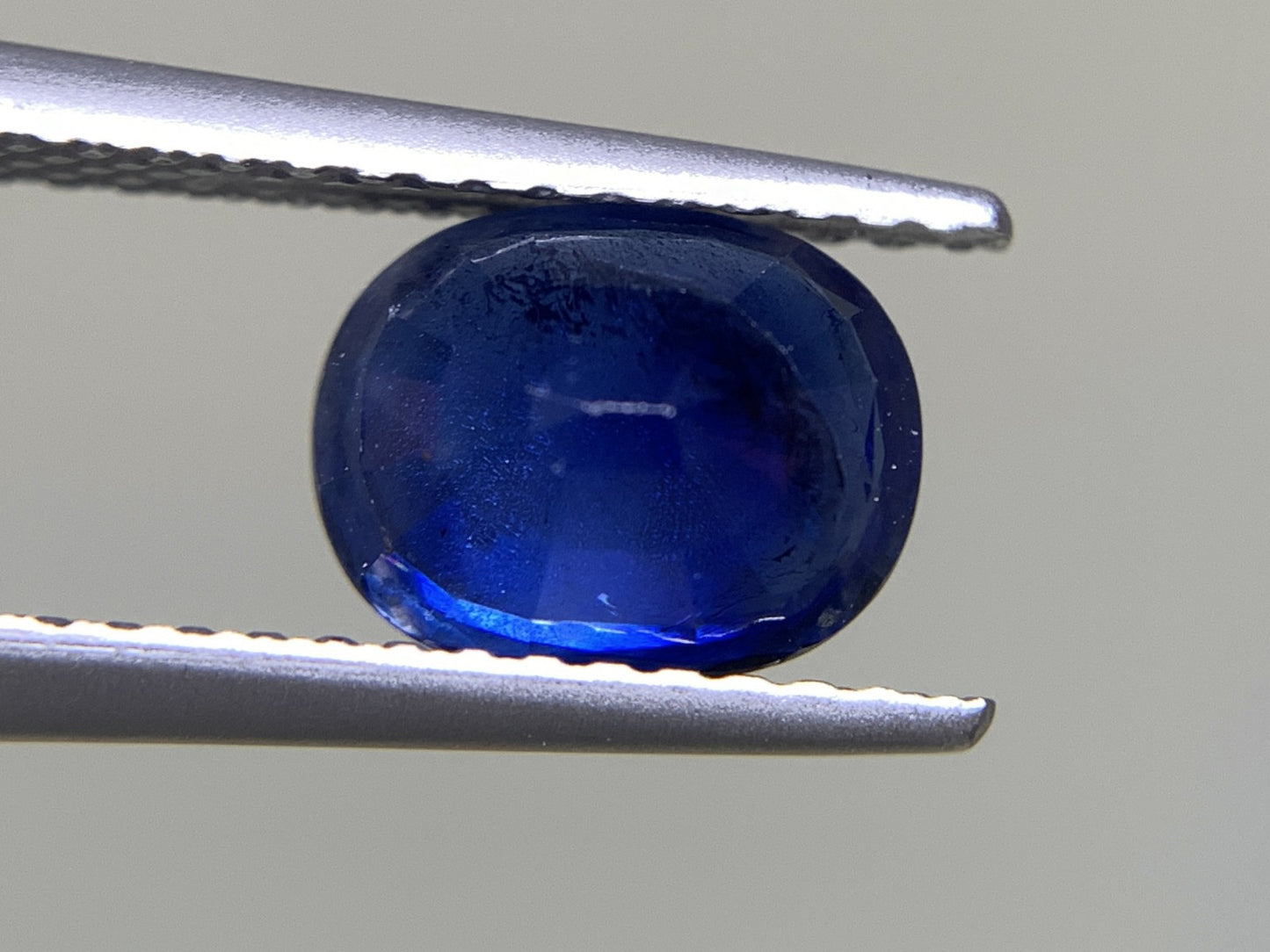 サファイア 1.656ct 宝石ソーティング付き  7.7㎜×6.2㎜×3.5㎜ ルース（ 裸石 ） 2339Y