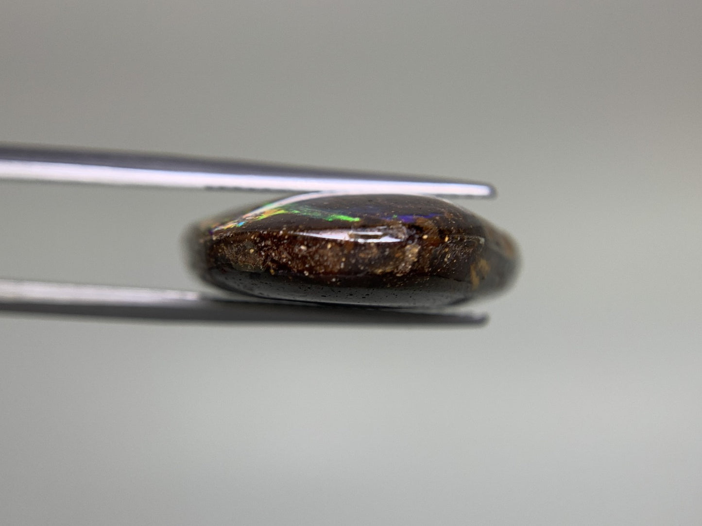 ボルダーオパール 28.873ct  宝石ソーティング付き  23.9㎜×21.8㎜×6.6㎜  ルース（ 裸石 ） 4176Y