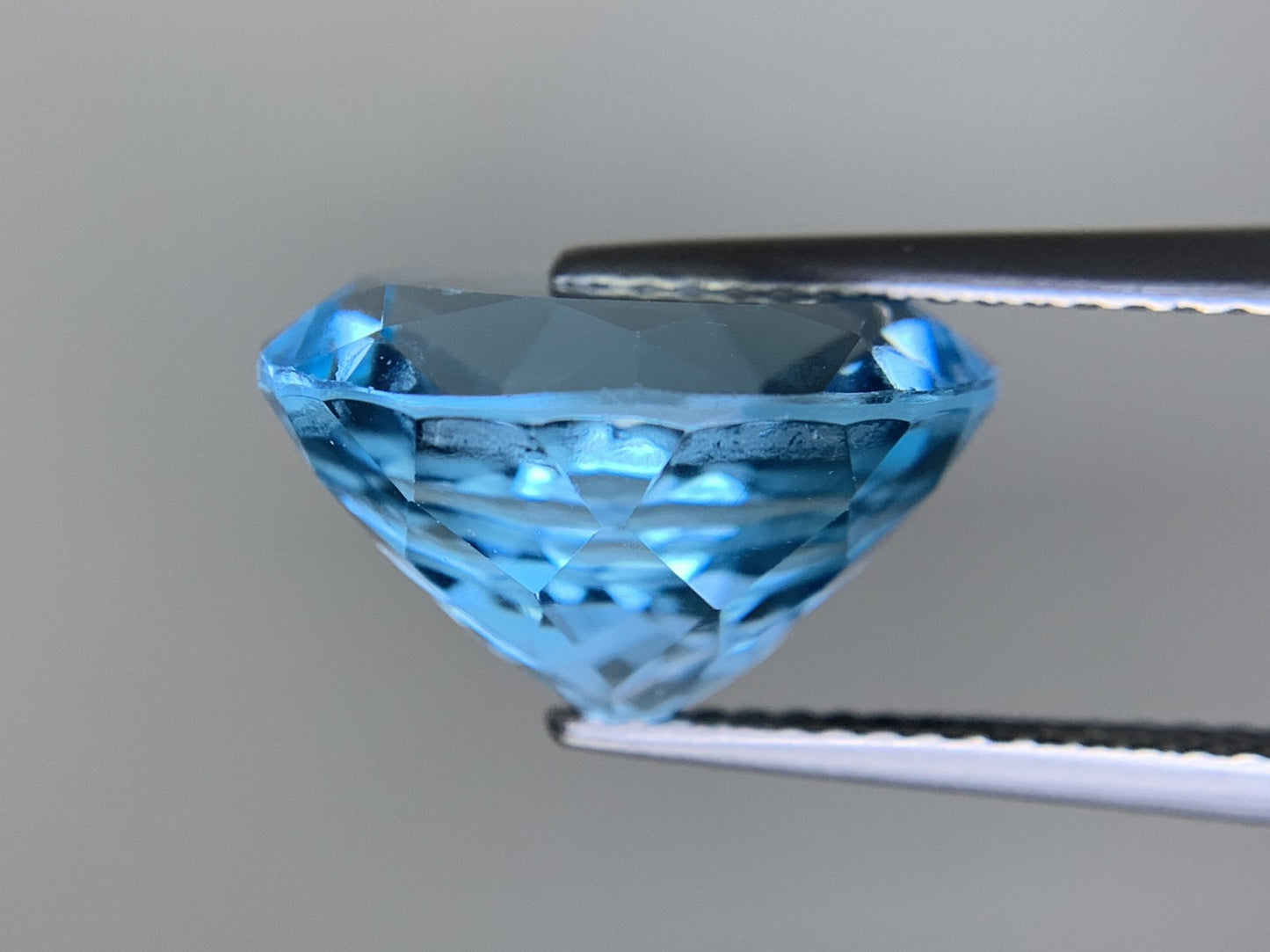 ブルートパーズ 天然 10.342ct 宝石ソーティング付き 14.0㎜×12.0㎜×8.4㎜ ルース（ 裸石 ） 6674Y