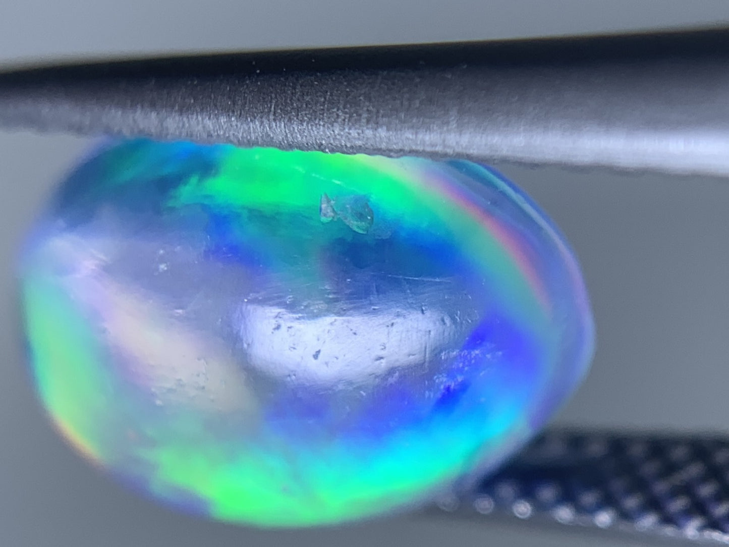 ウォーターオパール 天然  2.691ct  宝石ソーティング付き  11.3㎜×8.1㎜×5.2㎜ ルース（ 裸石 ）  5412Y