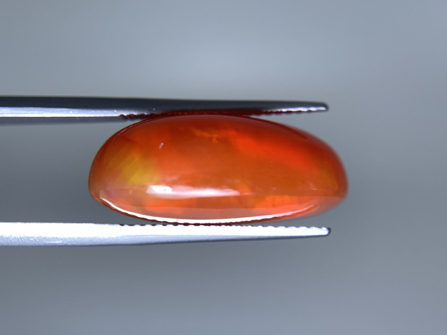 ファイアオパール 天然 17.841ct 中央宝石ソーティング付き 21.5㎜×15.8㎜×9.1㎜ ルース（ 裸石 ） 5496Y