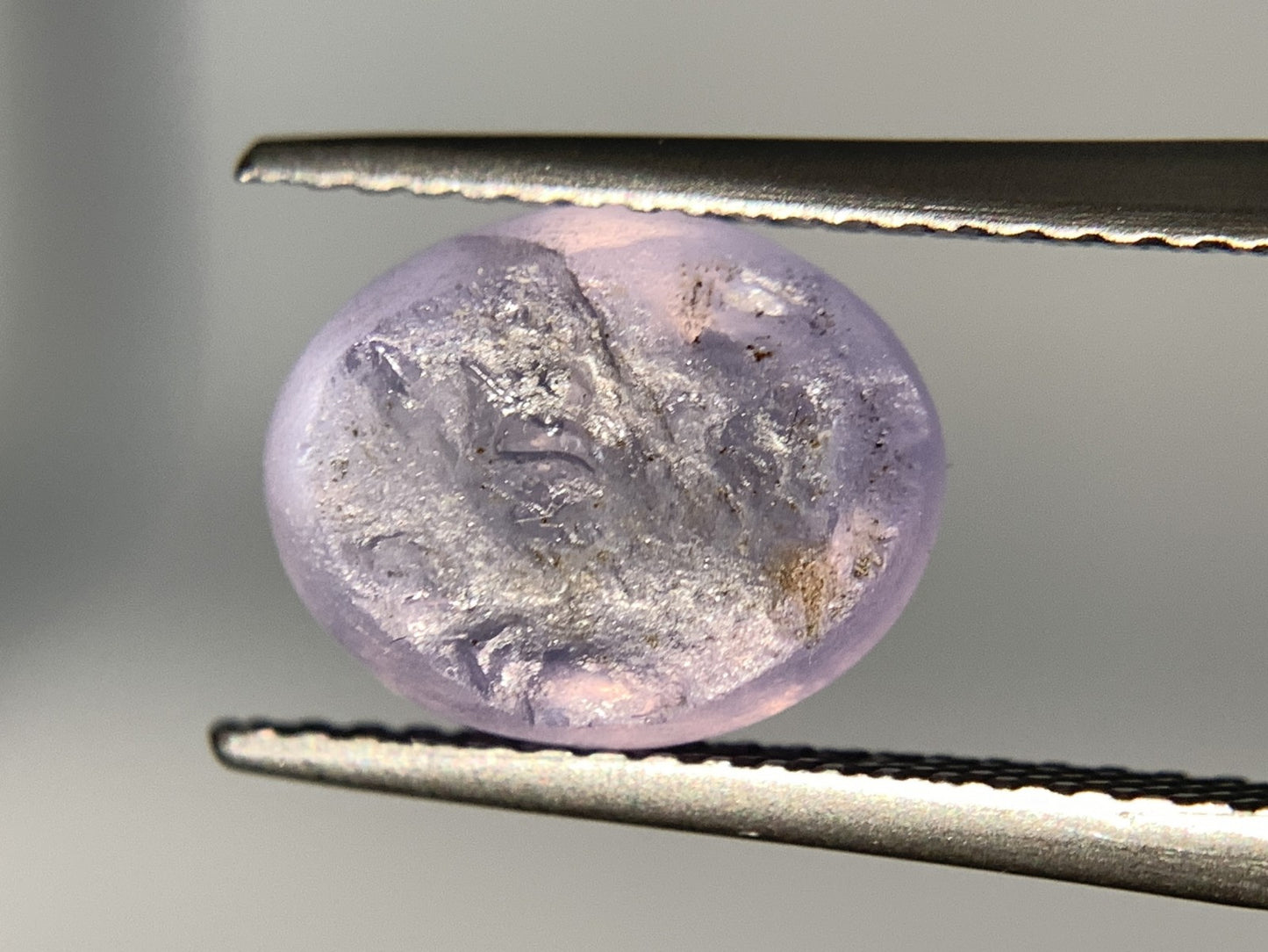 スターサファイア  天然  5.182ct  中央宝石ソーティング付き  10.3㎜×8.2㎜×5.5㎜   ルース（ 裸石 ） 5538Y
