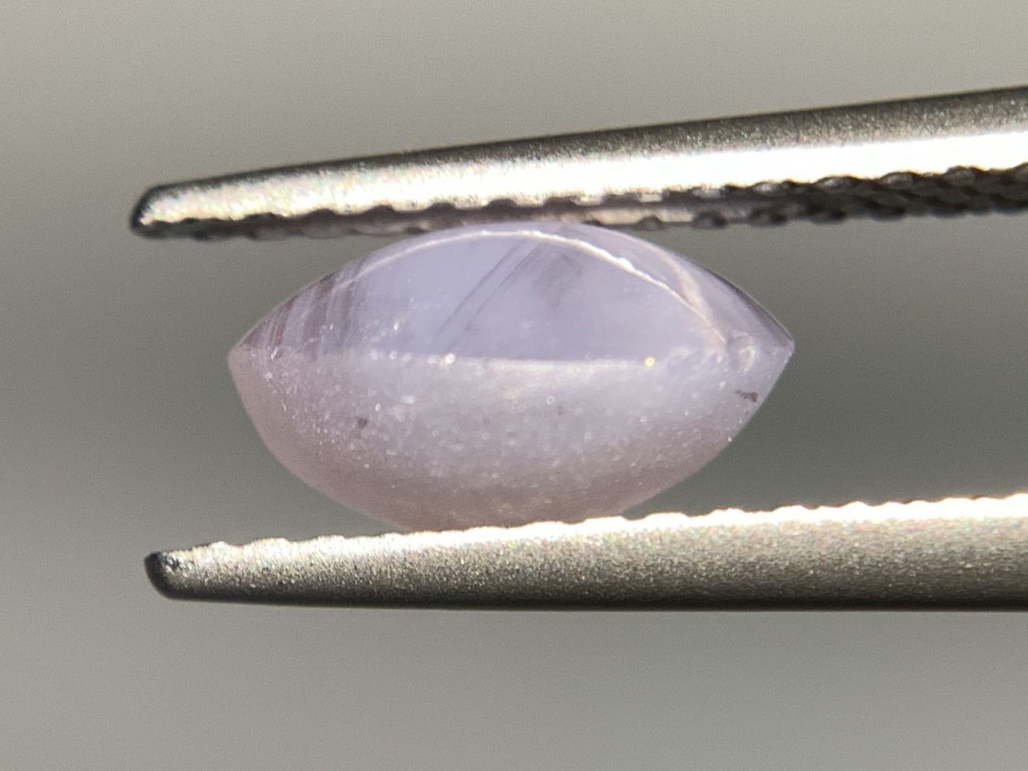 スターサファイア 天然  2.230ct  宝石ソーティング付き  7.9㎜×6.5㎜×4.4㎜ ルース（ 裸石 ）  5584Y