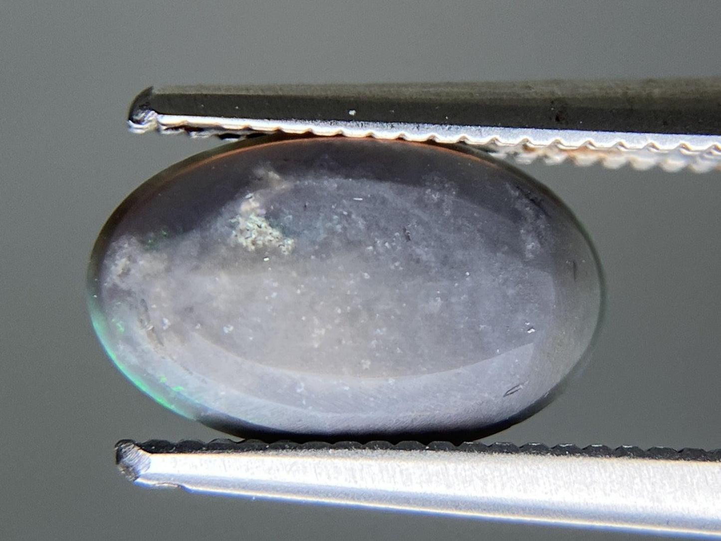 ブラックオパール 天然 1.150ct 中央宝石ソーティング付き 10.3㎜×6.5㎜×2.7㎜ ルース（ 裸石 ） 6371YY