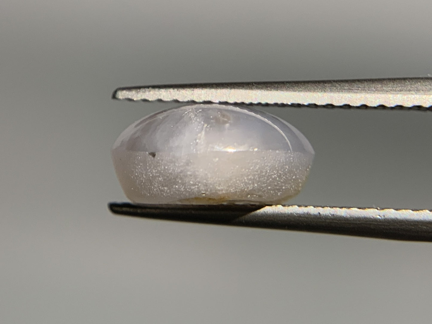 スターサファイア　5.892ct　宝石ソーティング付き　10.8㎜×9.0㎜×5.2㎜　 ルース（ 裸石 ）　 1770Y