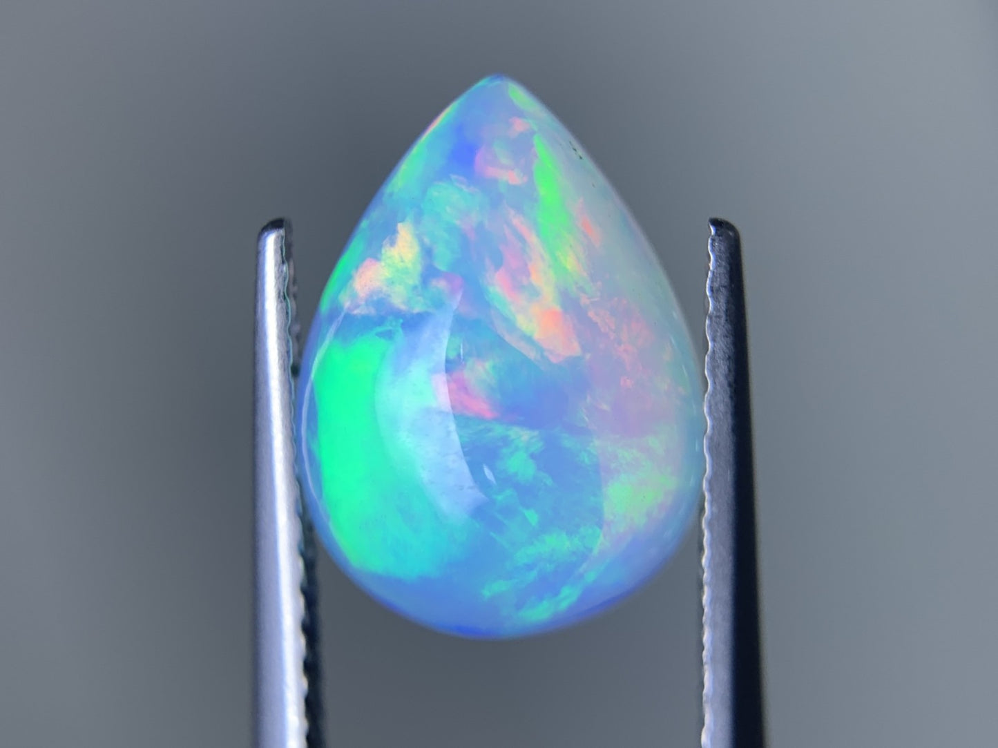 オパール 2.131ct 宝石ソーティング付き  12.1㎜×9.1㎜×4.3㎜  ルース（ 裸石 ） 3366Y