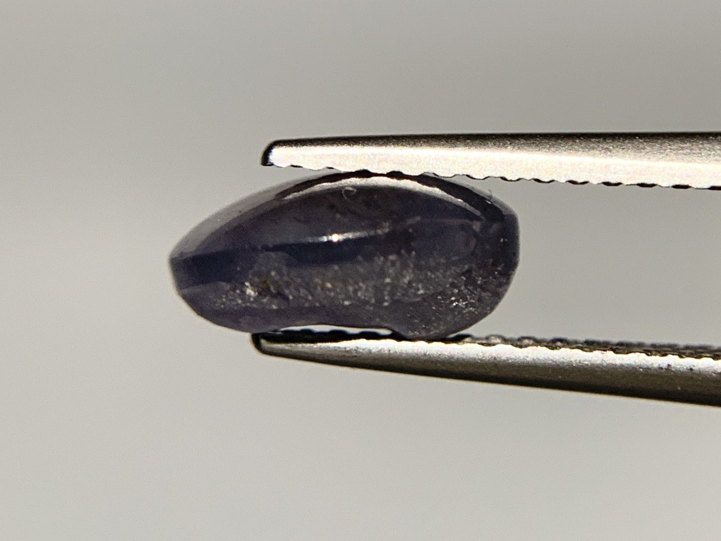スターサファイア　3.128ct　宝石ソーティング付き　9.5㎜×7.3㎜×4.3㎜　 ルース（ 裸石 ）　 1771Y