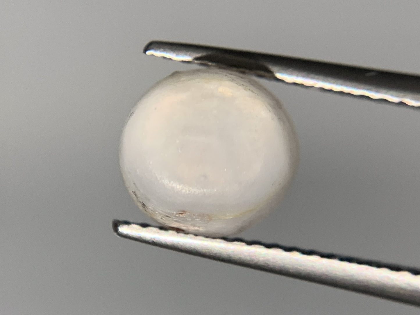 スターサファイア　4.828ct　宝石ソーティング付き　8.0㎜×7.5㎜×6.8㎜　 ルース（ 裸石 ）　 1781Y