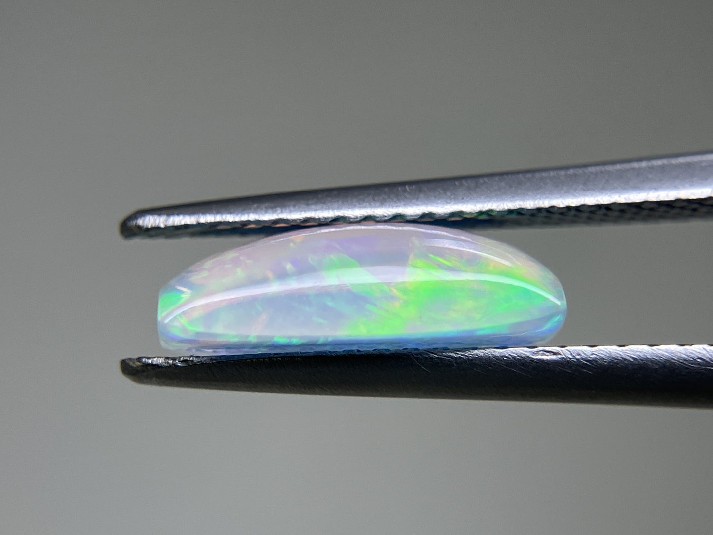 オパール 1.784ct 宝石ソーティング付き  11.5㎜×6.5㎜×3.9㎜  ルース（ 裸石 ） 3937YY
