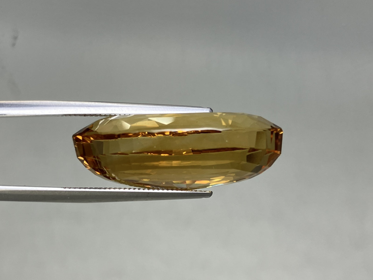 シトリン 天然 29.233ct 宝石ソーティング付き 26.1㎜×15.6㎜×9.4㎜ ルース（ 裸石 ） 6439YY