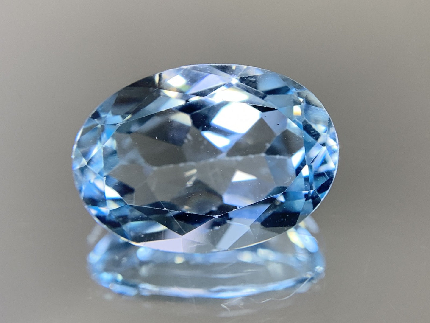 ブルートパーズ 天然 6.977ct 宝石ソーティング付き 14.0㎜×10.0㎜×6.3㎜ ルース（ 裸石 ） 6678Y
