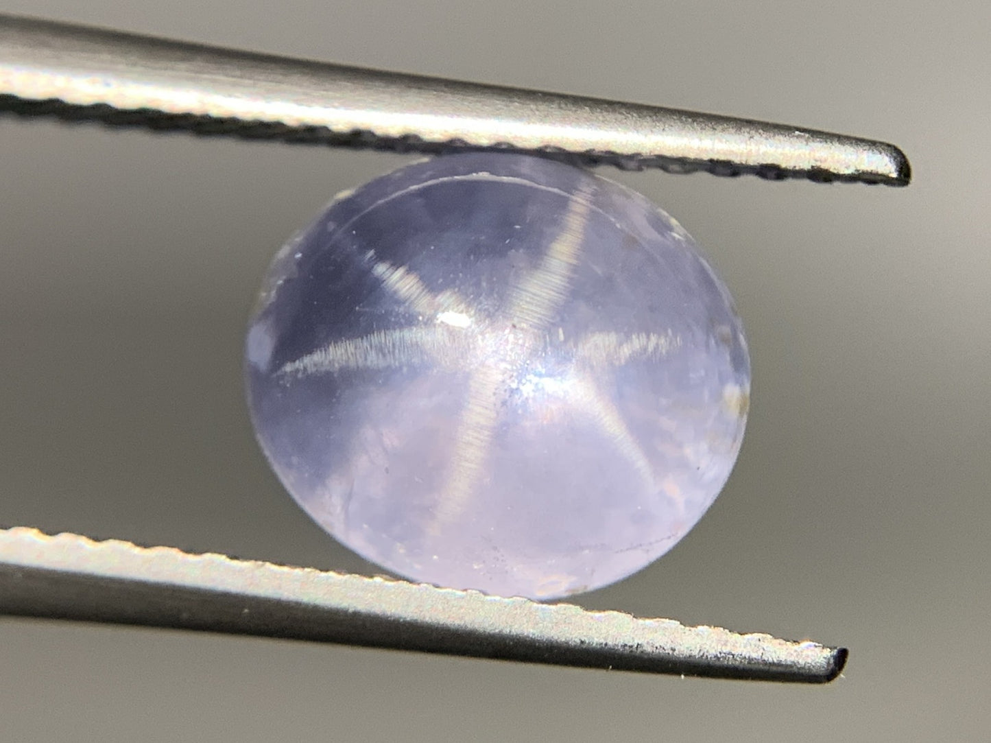 スターサファイア 4.694ct  宝石ソーティング付き  8.9㎜×7.8㎜×5.8㎜  ルース（ 裸石 ） 4191Y