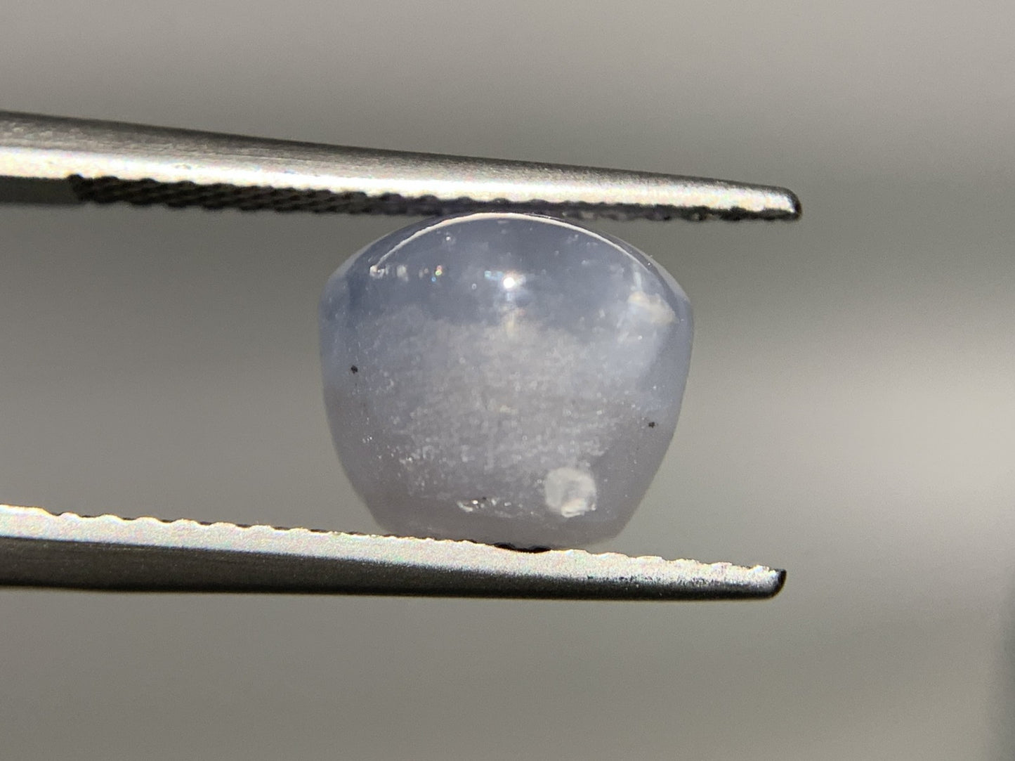 スターサファイア 7.705ct  宝石ソーティング付き  9.4㎜×9.0㎜×7.9㎜  ルース（ 裸石 ） 4199Y