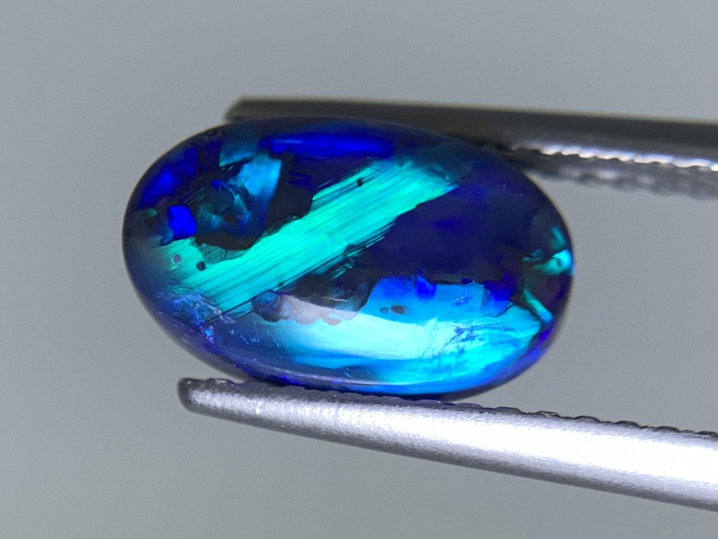 ブラックオパール 1.888ct 宝石ソーティング付き  9.8㎜×5.8㎜×4.9㎜ ルース（ 裸石 ） 2296Y