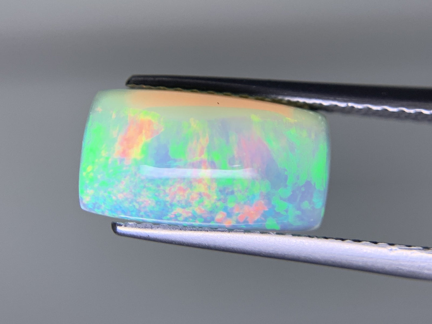 オパール 2.673ct 宝石ソーティング付き  12.6㎜×7.0㎜×5.2㎜  ルース（ 裸石 ） 3348Y