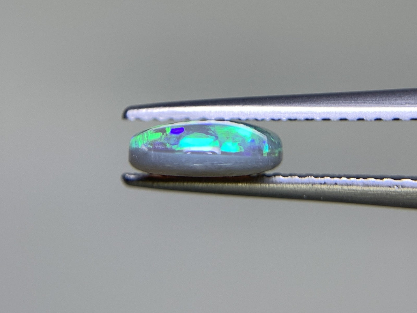 ブラックオパール 1.491ct 宝石ソーティング付き  10.0㎜×7.9㎜×2.8㎜ ルース（ 裸石 ） 2293Y