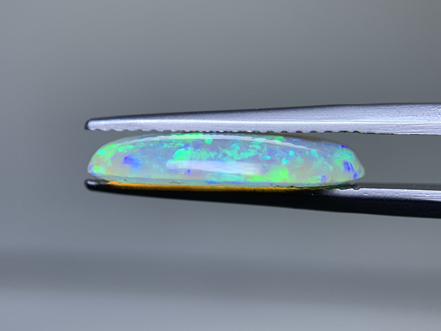 オパール 3.554ct  宝石ソーティング付き  17.2㎜×10.5㎜×3.1㎜ ルース（ 裸石 ） 4203Y