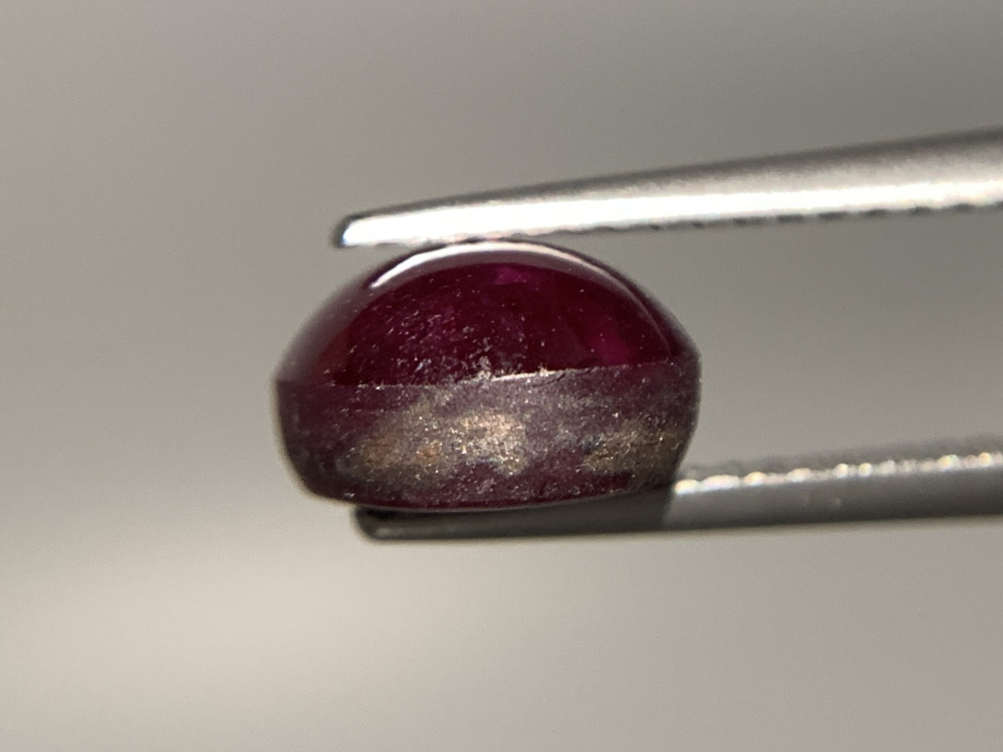 スタールビー 天然 4.357ct 宝石ソーティング付き 8.7㎜×8.3㎜×5.1㎜ ルース（ 裸石 ） 7493Y