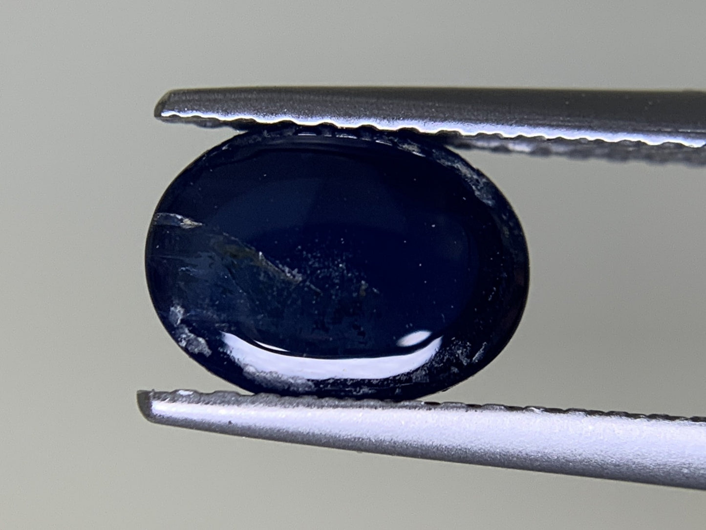 サファイア 1.907ct  宝石ソーティング付き  8.0㎜×5.9㎜×3.6㎜  ルース（ 裸石 ） 4182Y