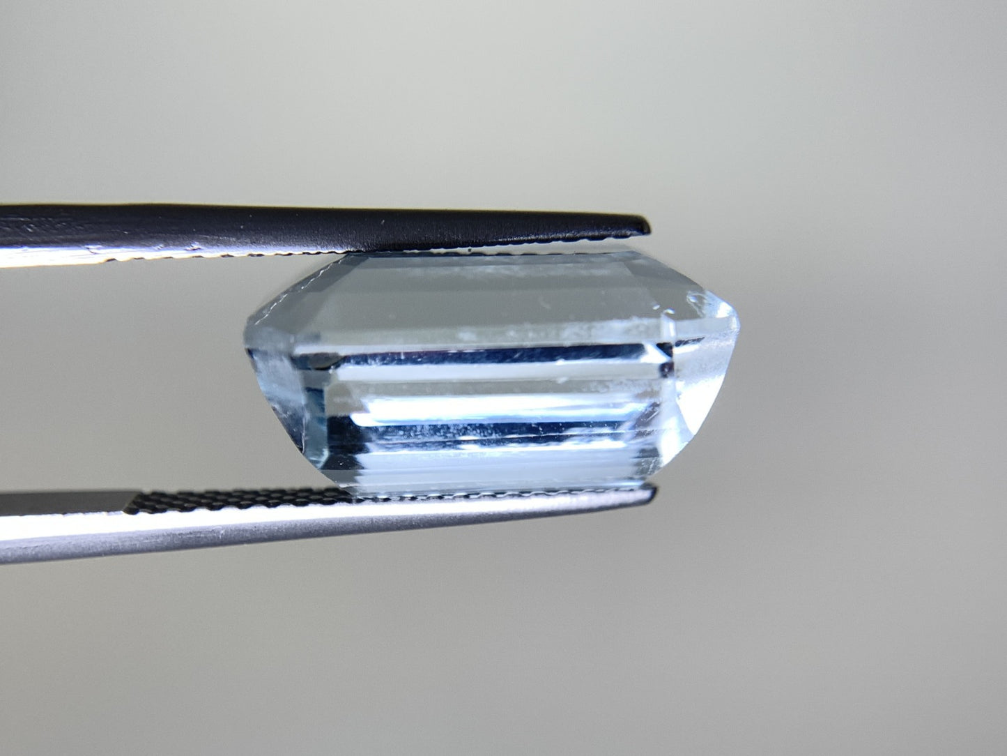 ブルートパーズ 13.722ct 宝石ソーティング付き 15.1㎜×10.9㎜×8.0㎜ 天然 ルース（ 裸石 ） 4459Y