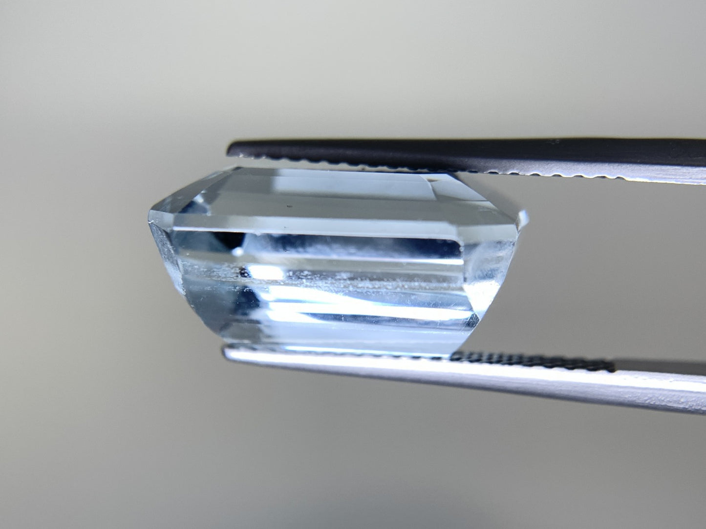 ブルートパーズ 13.722ct 宝石ソーティング付き 15.1㎜×10.9㎜×8.0㎜ 天然 ルース（ 裸石 ） 4459Y