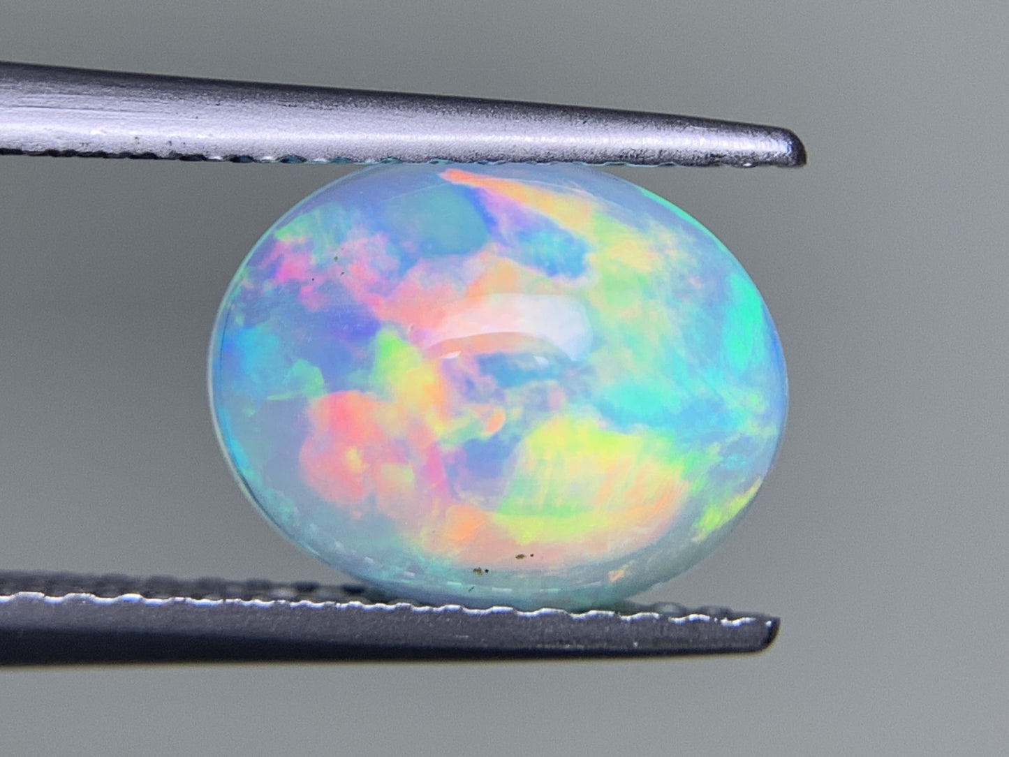 オパール 1.436ct 宝石ソーティング付き  10.1㎜×7.9㎜×3.8㎜  ルース（ 裸石 ） 3378Y