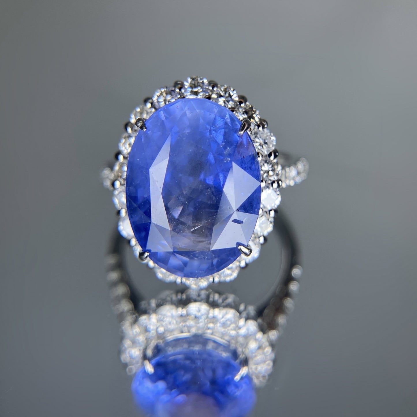 サファイア 10.05ct スリランカ産 Sri Lanka 非加熱 No Heat GRS鑑別書 D1.00ct PT900 7.8g 指輪 (JP12号) サイズ直し承ります。 2142S