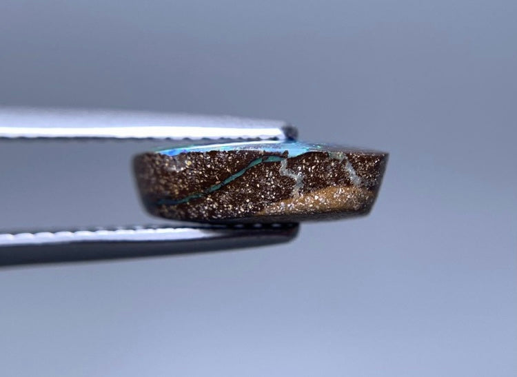 宝石ソーティング付き 天然 ボルダーオパール 3.275ct 縦11.5㎜×横8.3㎜×高さ3.8㎜ 2901Y
