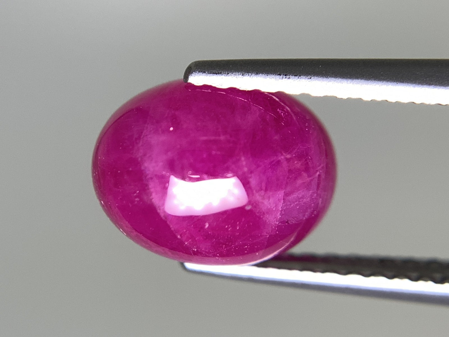 ルビー 天然 3.662ct 宝石ソーティング付き 9.0㎜×6.9㎜×5.4㎜ ルース（ 裸石 ） 7487Y