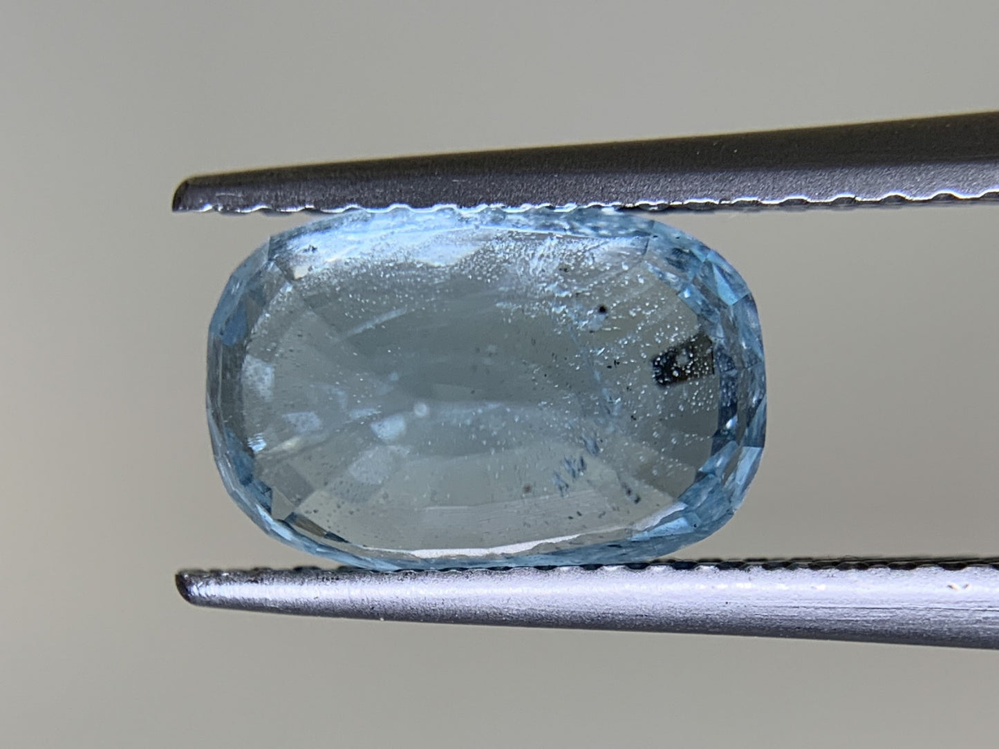 アクアマリン 天然 3.227ct 宝石ソーティング付き 10.6㎜×6.9㎜×6.8㎜ ルース（ 裸石 ） 6704Y