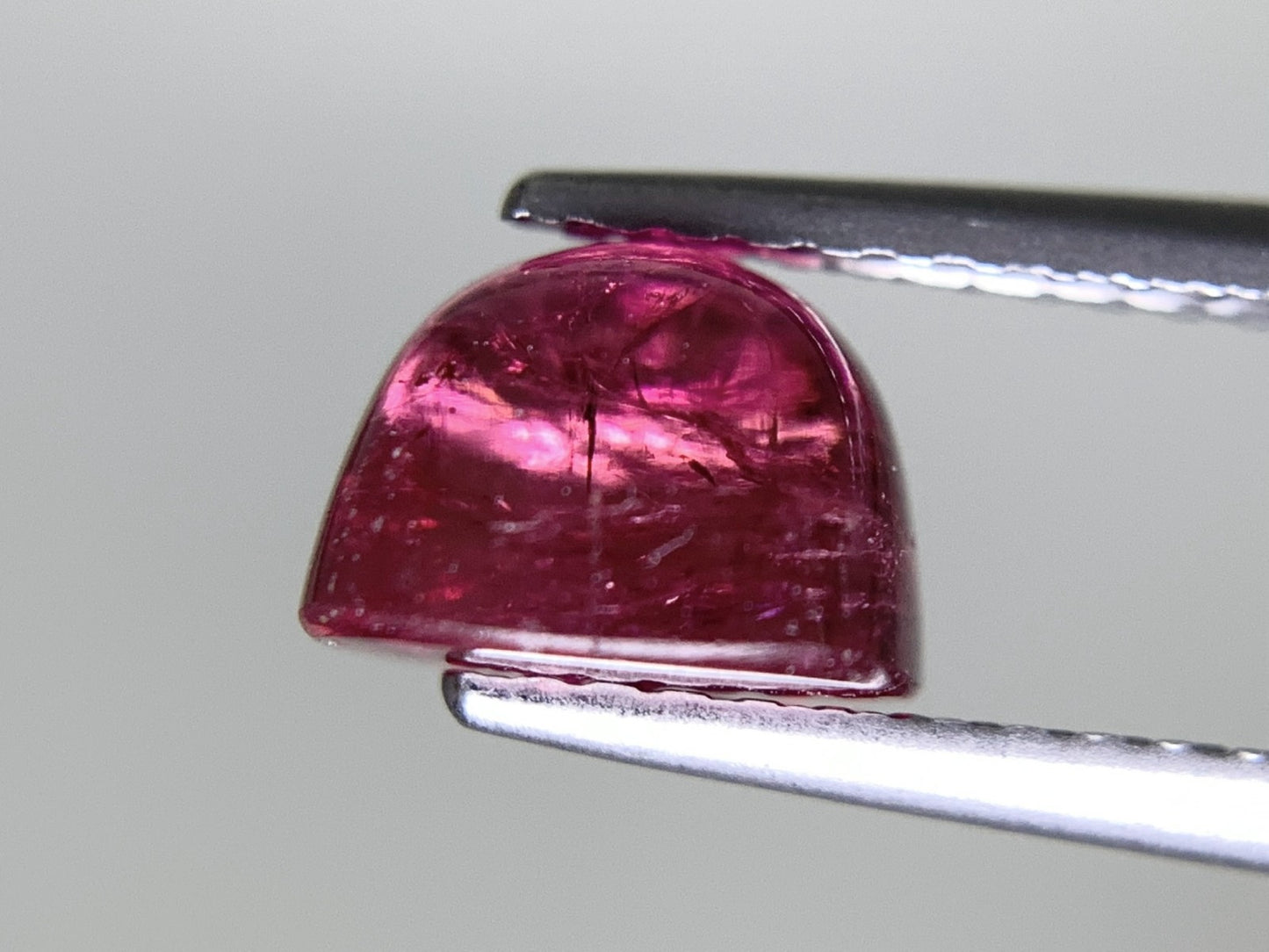 ピンクトルマリン 天然 2.375ct 宝石ソーティング付き 6.9㎜×6.9㎜×5.1㎜ ルース（ 裸石 ） 7500Y