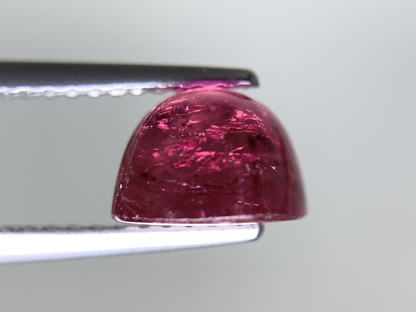 ピンクトルマリン 天然 2.375ct 宝石ソーティング付き 6.9㎜×6.9㎜×5.1㎜ ルース（ 裸石 ） 7500Y