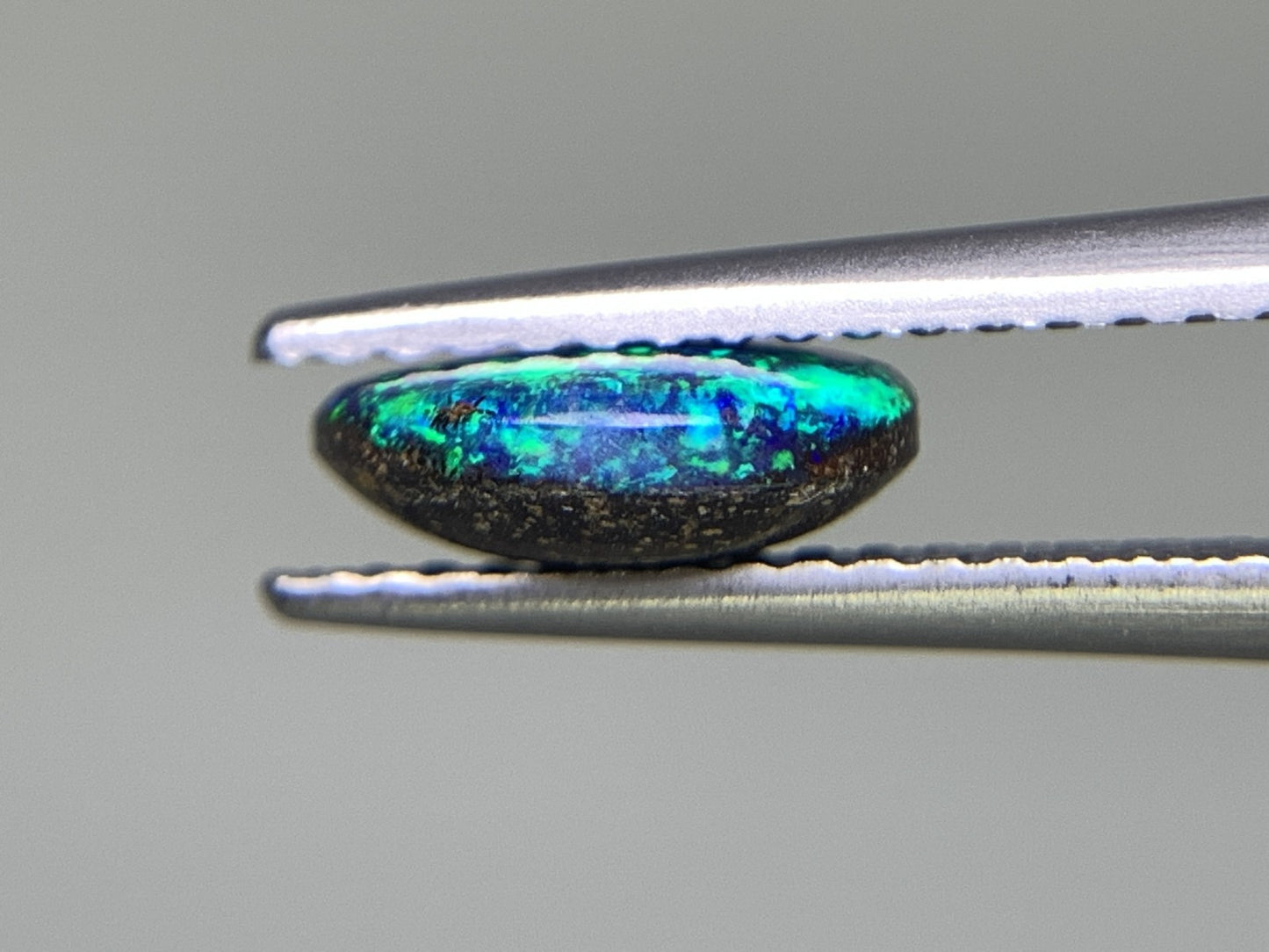 ボルダーオパール 1.134ct 宝石ソーティング付き  8.1㎜×6.4㎜×2.8㎜ ルース（ 裸石 ） 2325Y