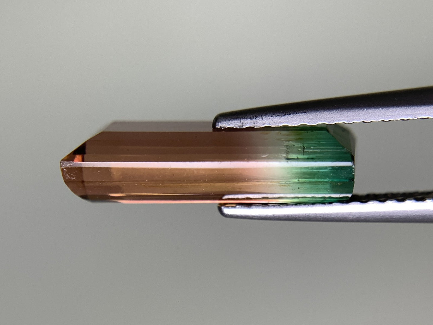 パーティカラードトルマリン 天然 2.999ct 中央宝石ソーティング付き 13.48㎜×5.54㎜×3.81㎜ ルース（ 裸石 ） 7443Y