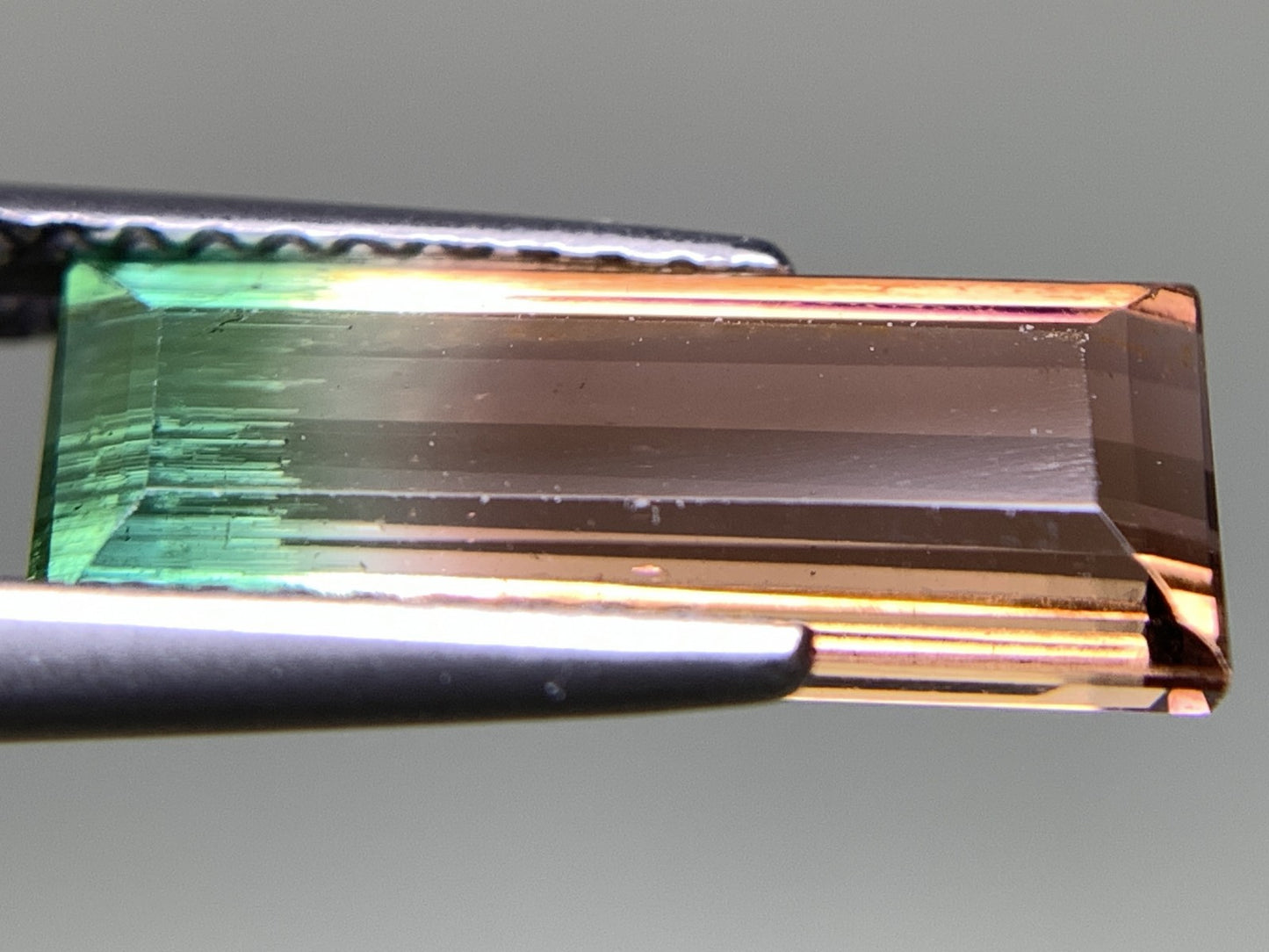 パーティカラードトルマリン 天然 2.999ct 中央宝石ソーティング付き 13.48㎜×5.54㎜×3.81㎜ ルース（ 裸石 ） 7443Y