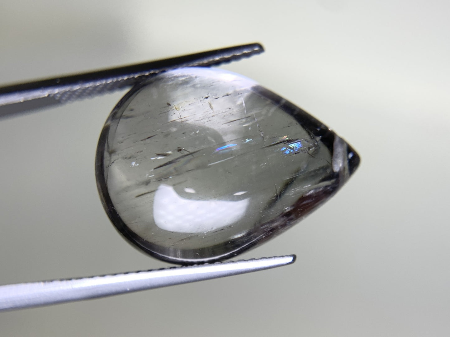 トルマリン 22.314ct 中央宝石ソーティング付き 19.9㎜×15.1㎜×10.1㎜ 天然 ルース（ 裸石 ） 4632Y