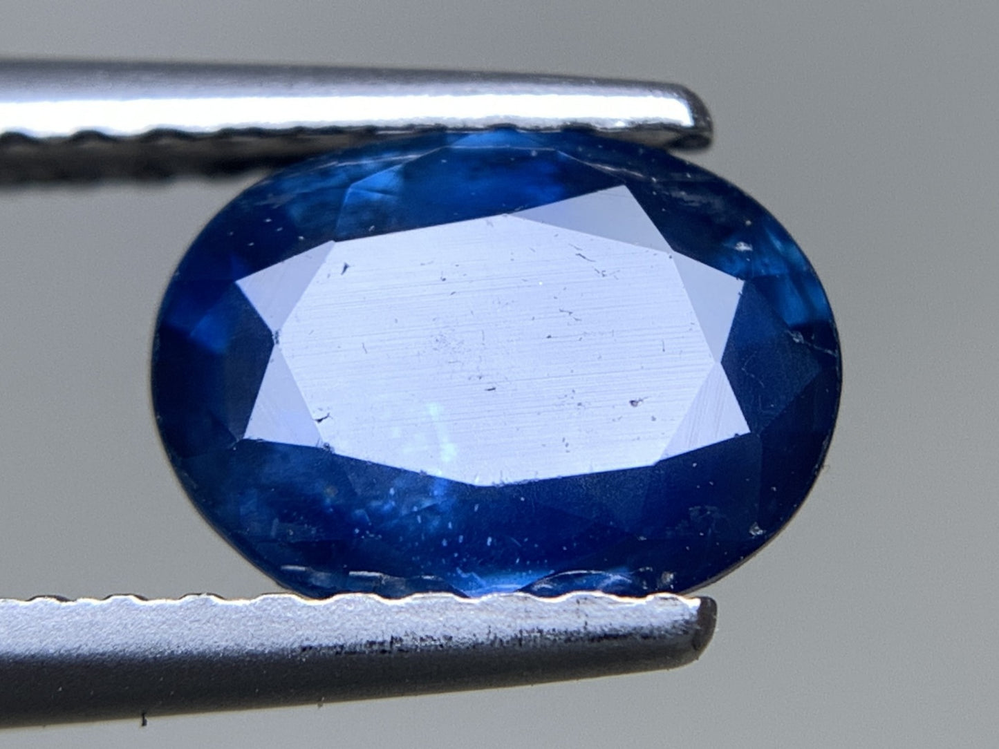 サファイア 天然 1.596ct 宝石ソーティング付き 7.7㎜×5.8㎜×3.2㎜ ルース（ 裸石 ） 7535Y