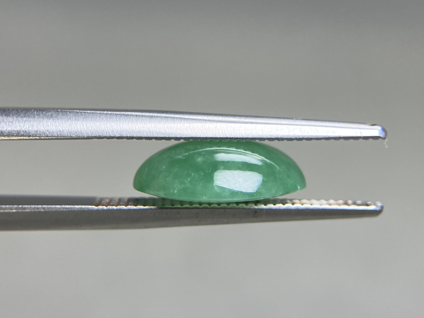ひすい（ヒスイ 翡翠） 天然 3.708ct 宝石ソーティング付き 11.4㎜×9.3㎜×4.0㎜ ルース（ 裸石 ） 6328YY