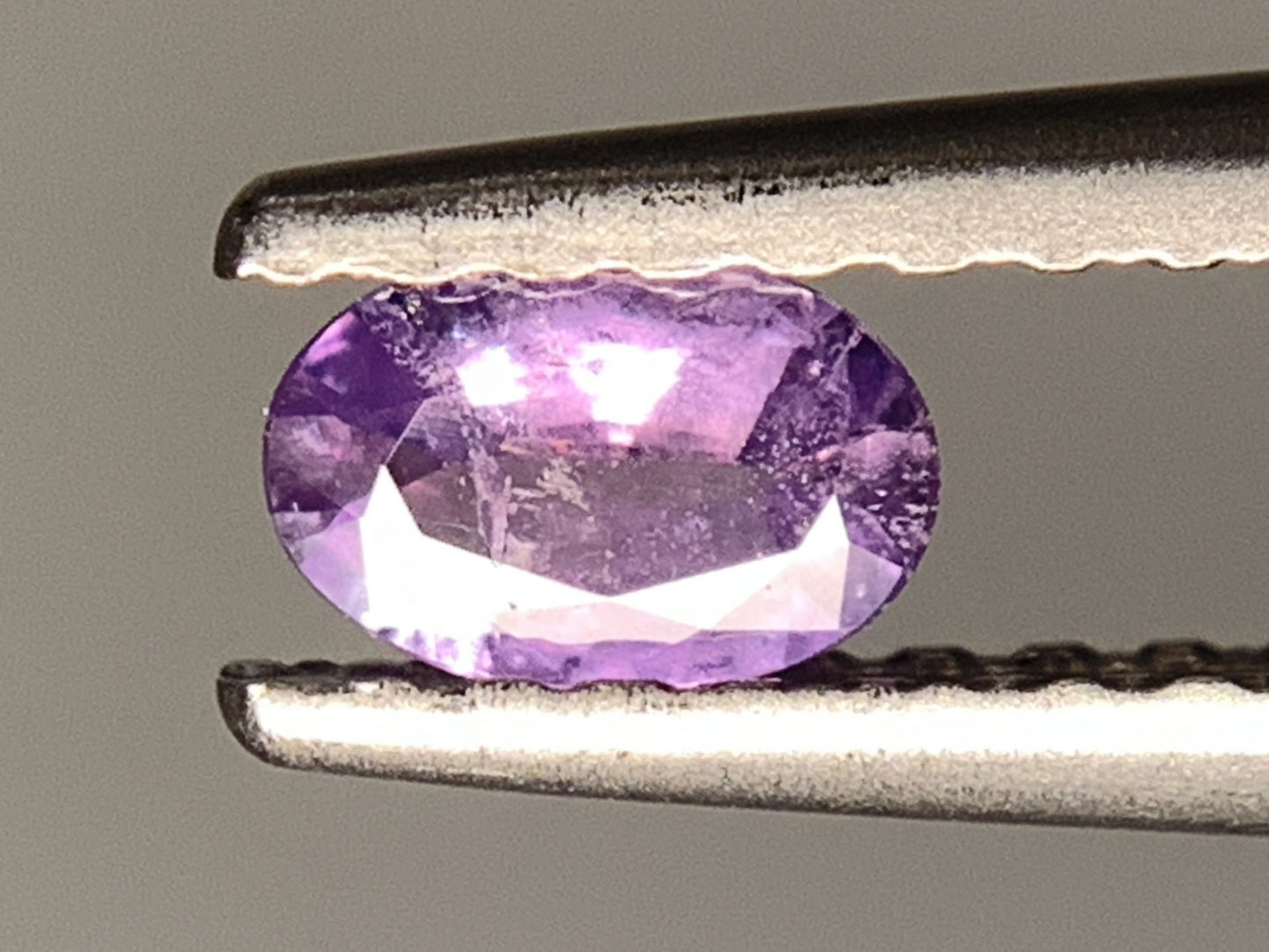 アレキサンドライト 0.173ct 中央宝石ソーティング付き 4.61㎜×3.14㎜×1.61㎜ 天然 ルース（ 裸石 ） 4716Y