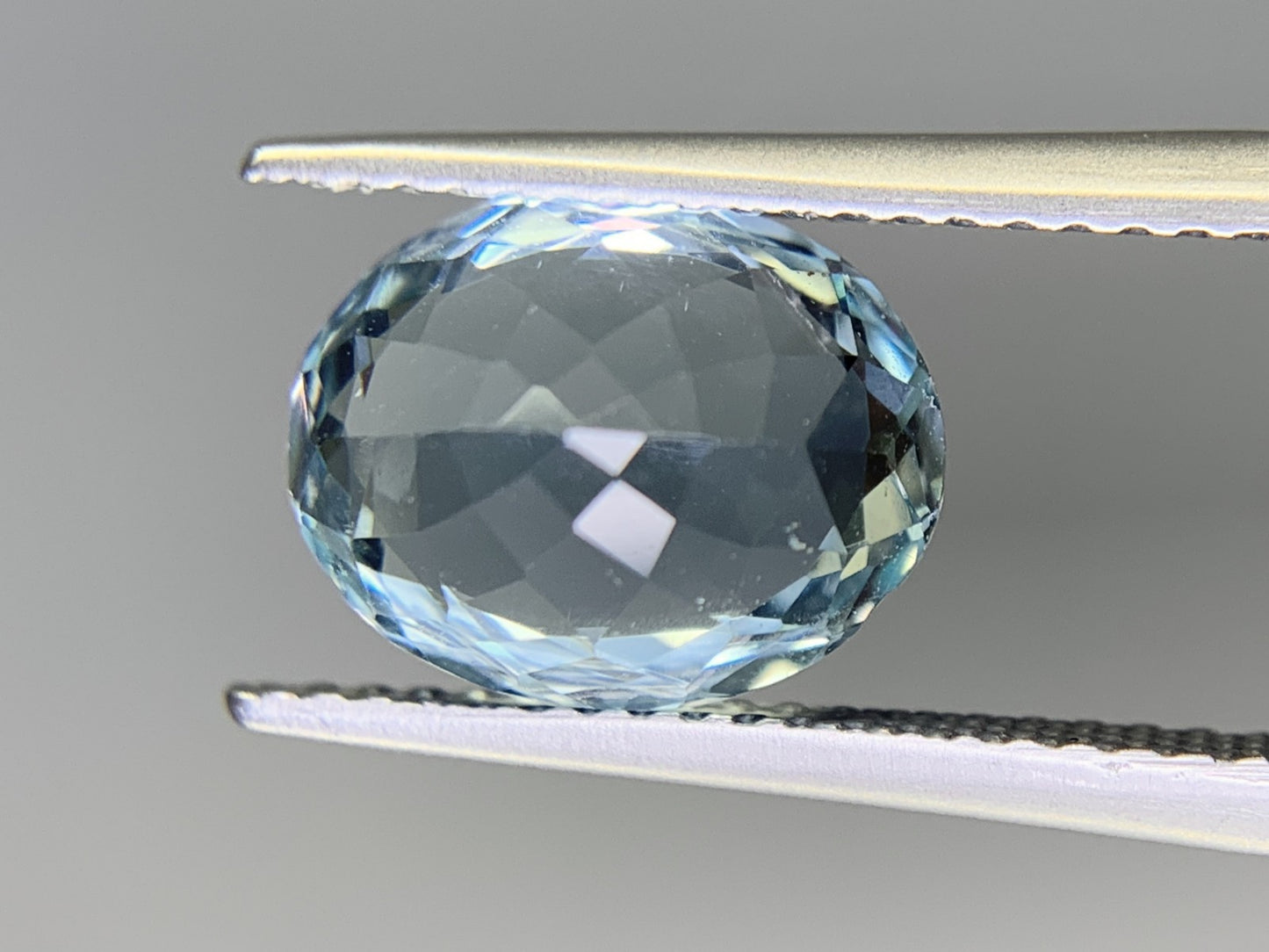 アクアマリン　3.030ct　宝石ソーティング付き　 10.48㎜×8.21㎜×6.09㎜　 ルース（ 裸石 ）　 1787Y