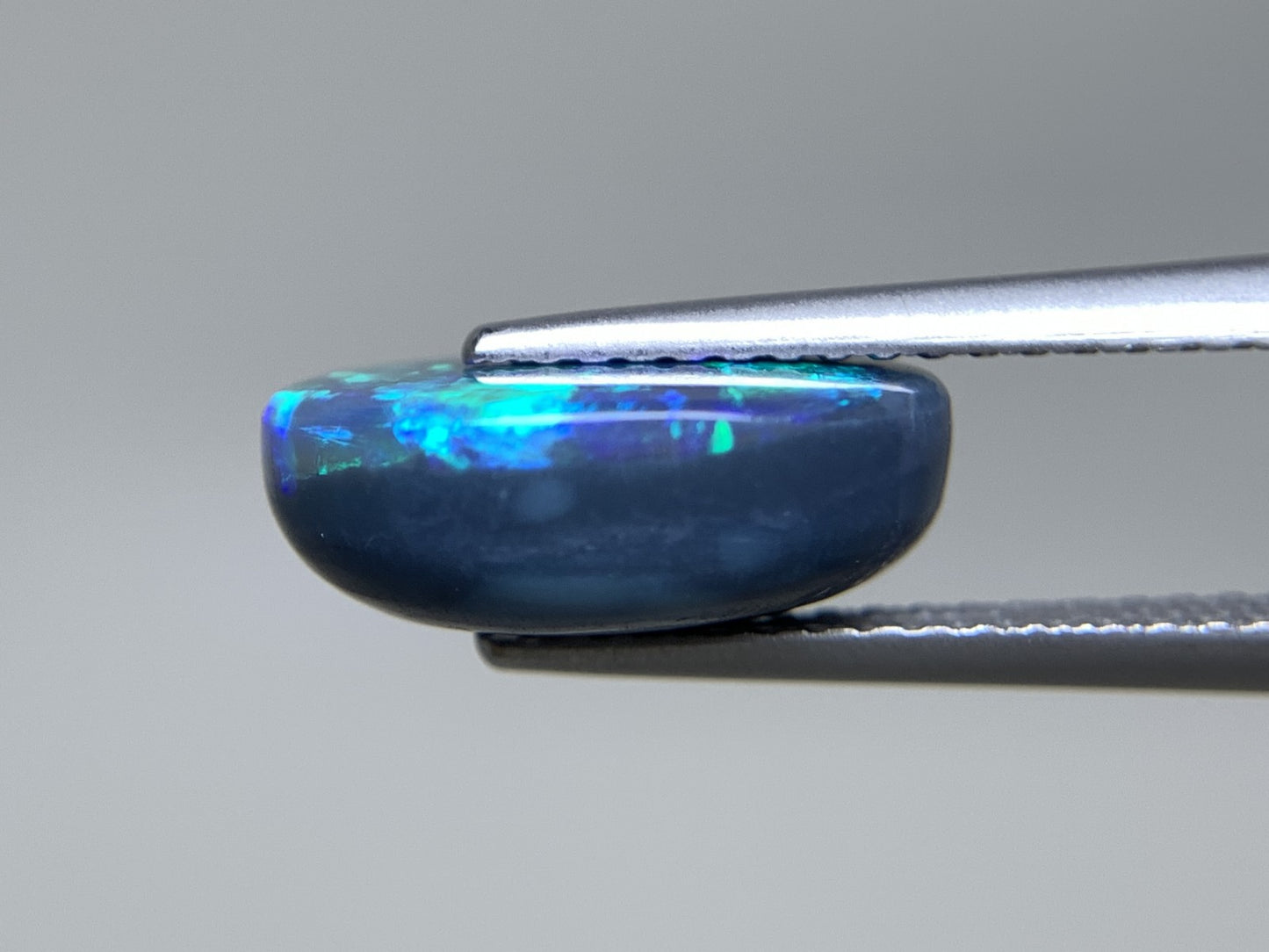ブラックオパール 天然 3.478ct 中央宝石ソーティング付き 12.3㎜×8.7㎜×4.8㎜ ルース（ 裸石 ） 7439Y