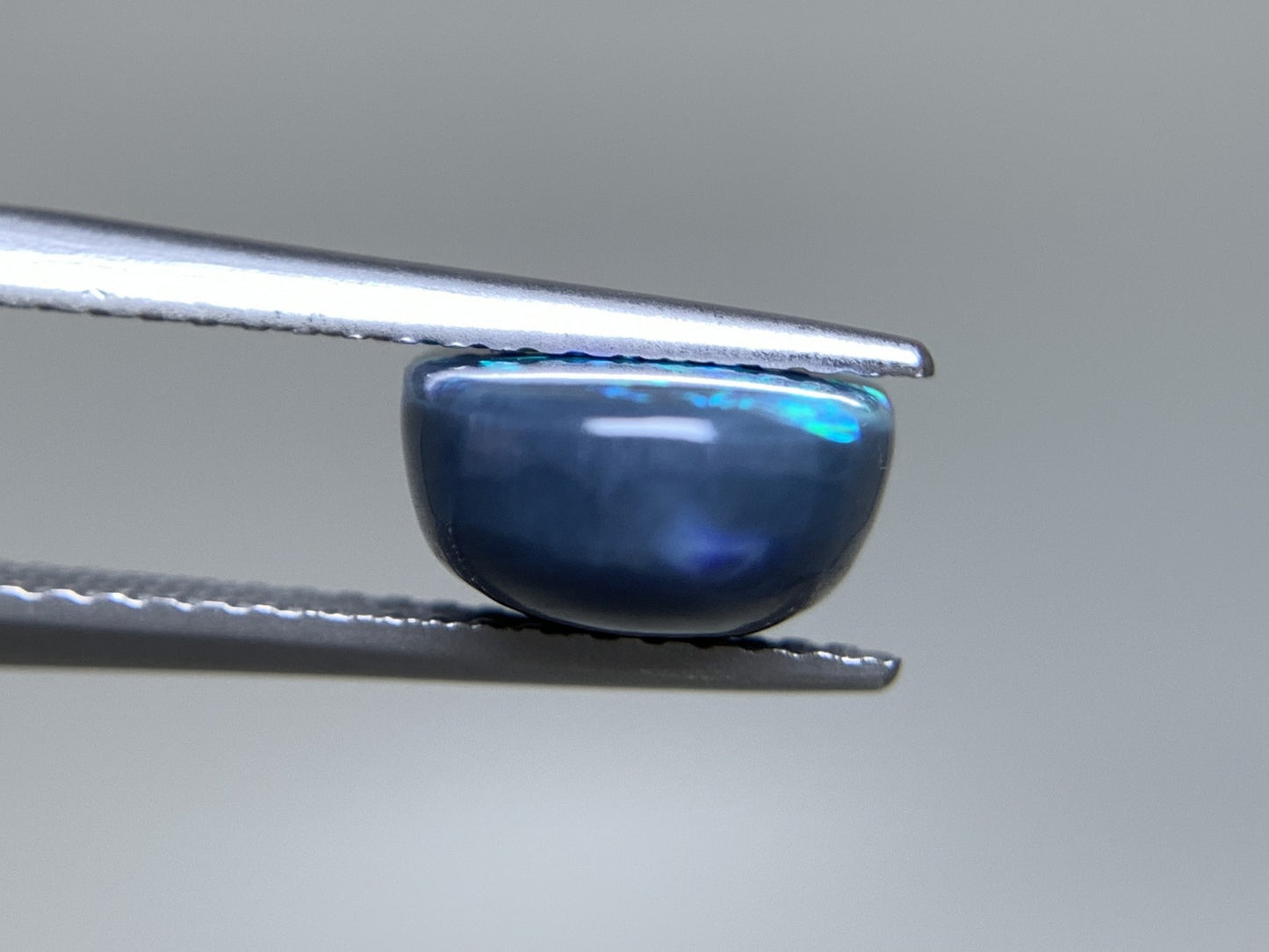 ブラックオパール 天然 3.478ct 中央宝石ソーティング付き 12.3㎜×8.7㎜×4.8㎜ ルース（ 裸石 ） 7439Y