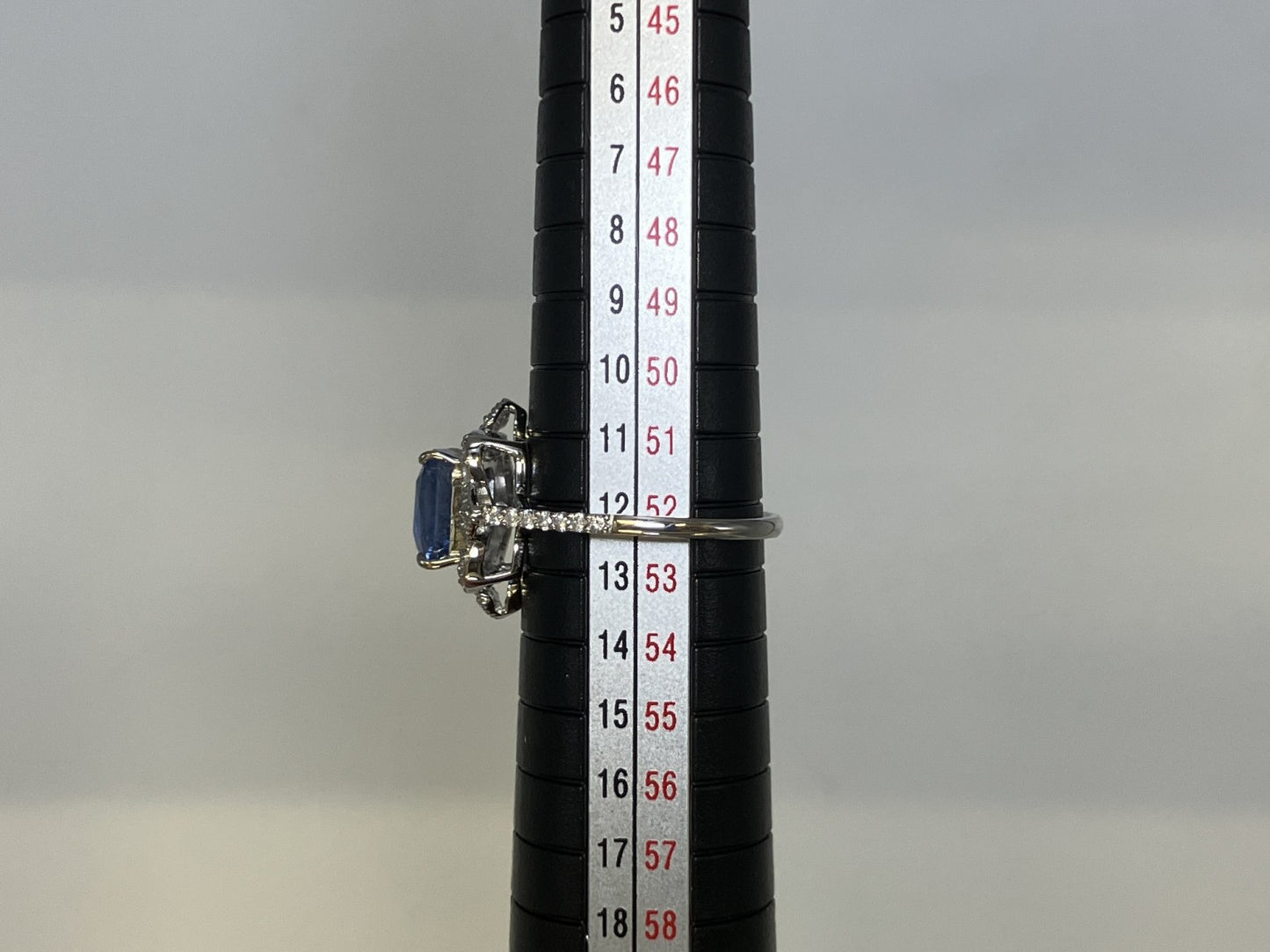 サファイア 3.02ct コンフラワーブルー 非加熱 NoHeat AIGS鑑別書 D0.34ct PT900 4.7g 指輪 （JP12号） サイズ直し無料 7230ST