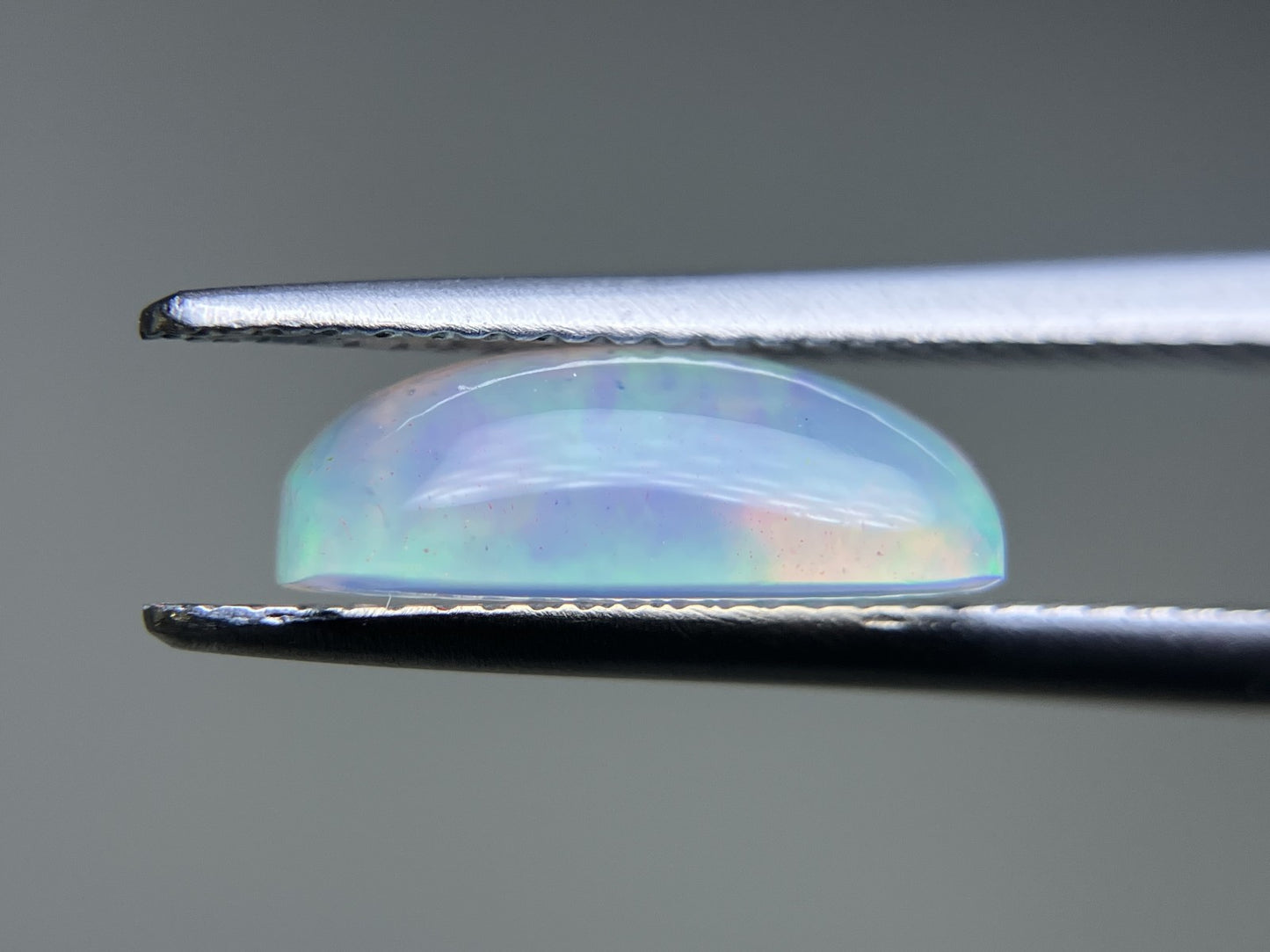 オパール 2.538ct  宝石ソーティング付き  12.2㎜×7.9㎜×4.3㎜  ルース（ 裸石 ） 3938YY