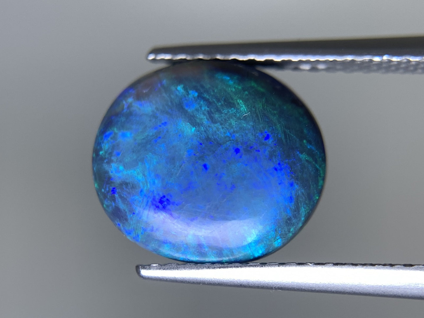 ブラックオパール 天然 3.508ct 中央宝石ソーティング付き 11.3㎜×9.9㎜×5.0㎜ ルース（ 裸石 ） 7452Y