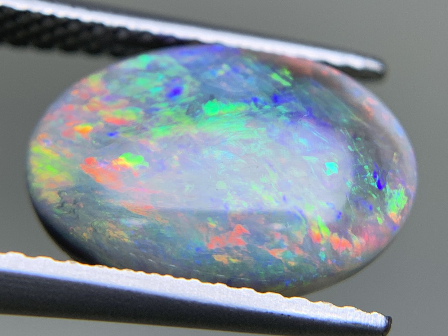 ブラックオパール 天然 2.875ct 宝石ソーティング付き 13.0㎜×9.3㎜×3.6㎜ ルース（ 裸石 ） 6568Y