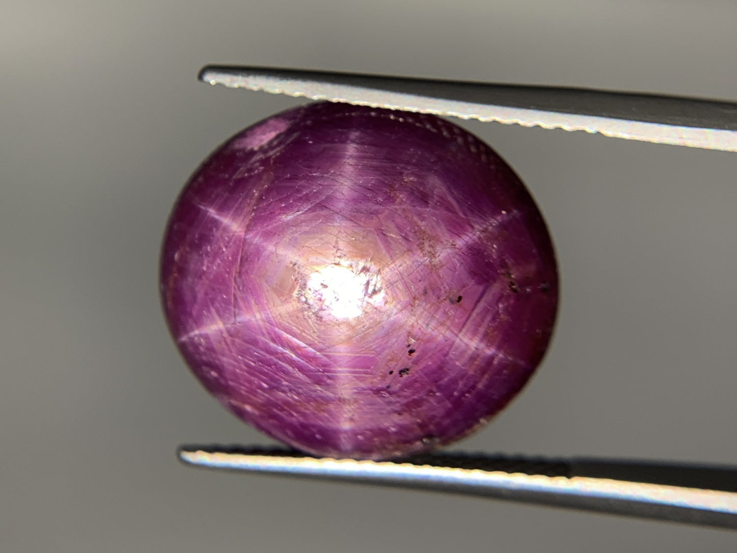 スタールビー 天然 26.586ct 宝石ソーティング付き 17.1㎜×15.3㎜×9.9㎜ ルース（ 裸石 ） 6780Y