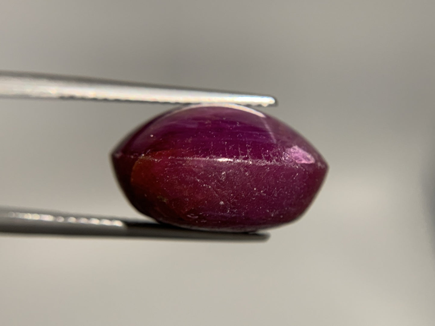 スタールビー 天然 26.586ct 宝石ソーティング付き 17.1㎜×15.3㎜×9.9㎜ ルース（ 裸石 ） 6780Y
