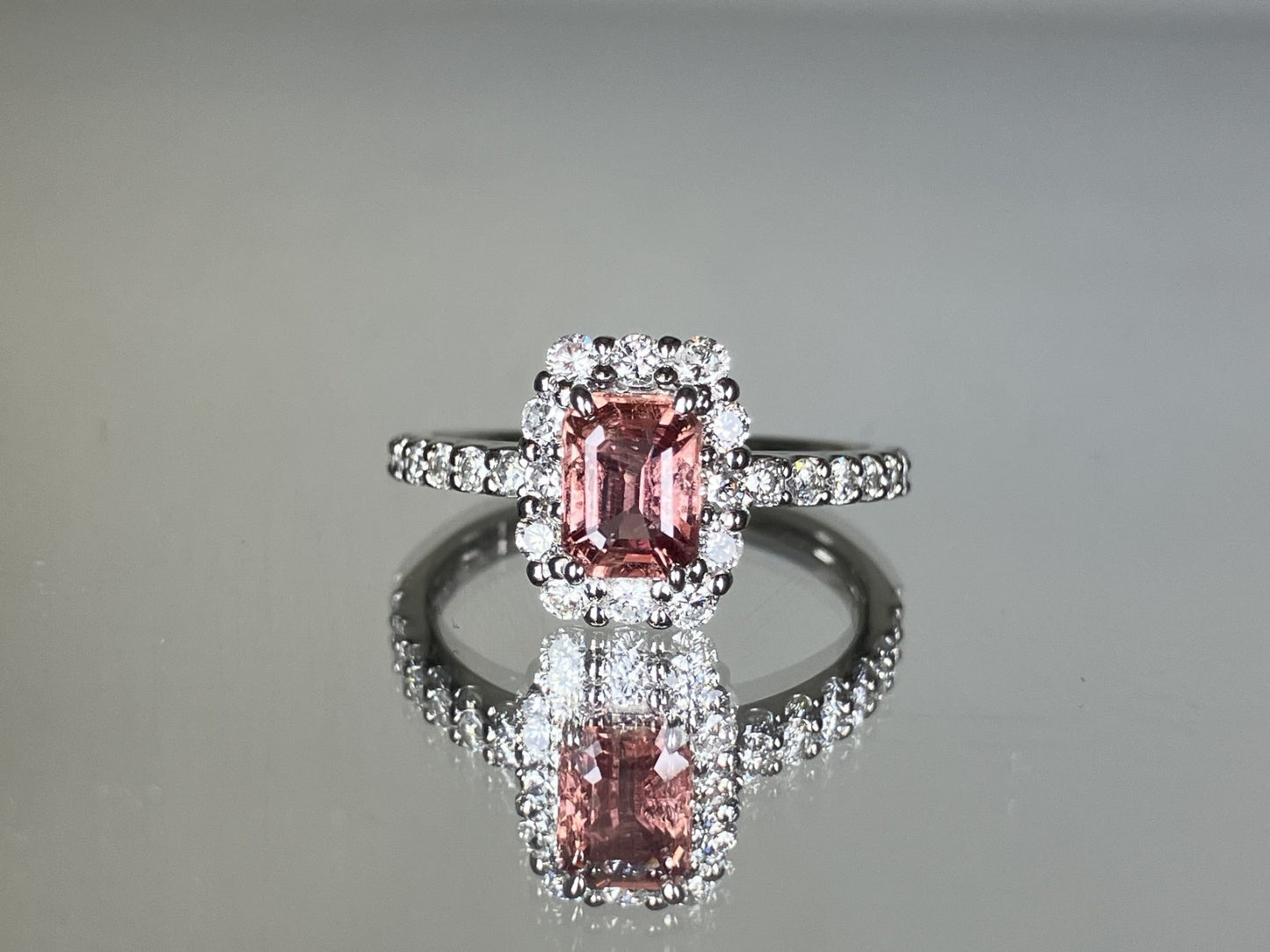 パパラチャサファイア 0.96ct 非加熱 NoHeat AIGS鑑別書 D0.57ct PT900 5.2g 指輪 （JP11号） サイズ直し無料 9176ST